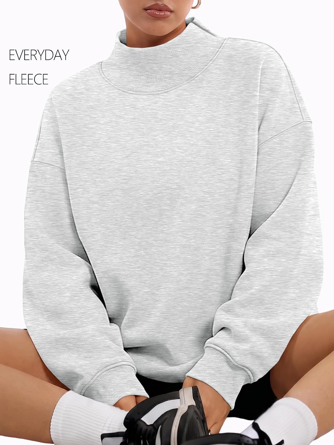 Detalle de Trendy Queen Oversized Women's Hoodie Sweatshirt with Asymmetric Neckline