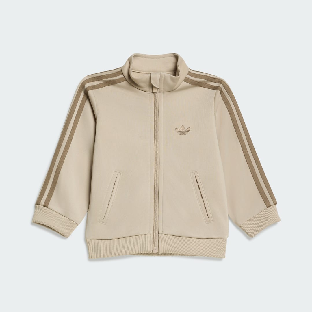Detalle 2 de Adidas CHÁNDAL FIREBIRD Beige — comodidad y estilo urbano
