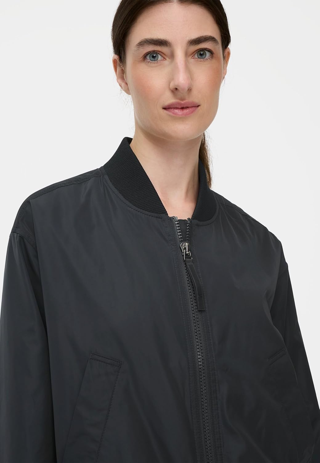 Detalle 2 de camel active Damen Bomberjacke mit 2-Wege-Reißverschluss
