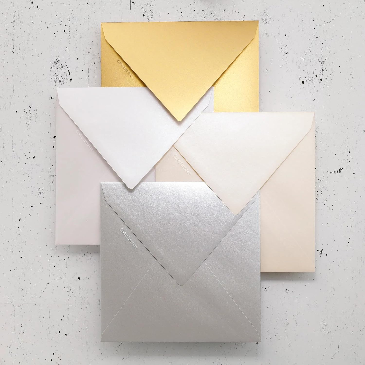 Detalle 2 de Clairefontaine 50033C – Paquet de 20 enveloppes gommées, format carré 16,5x16,5 cm, 120 g/m² – Gamme Pollen