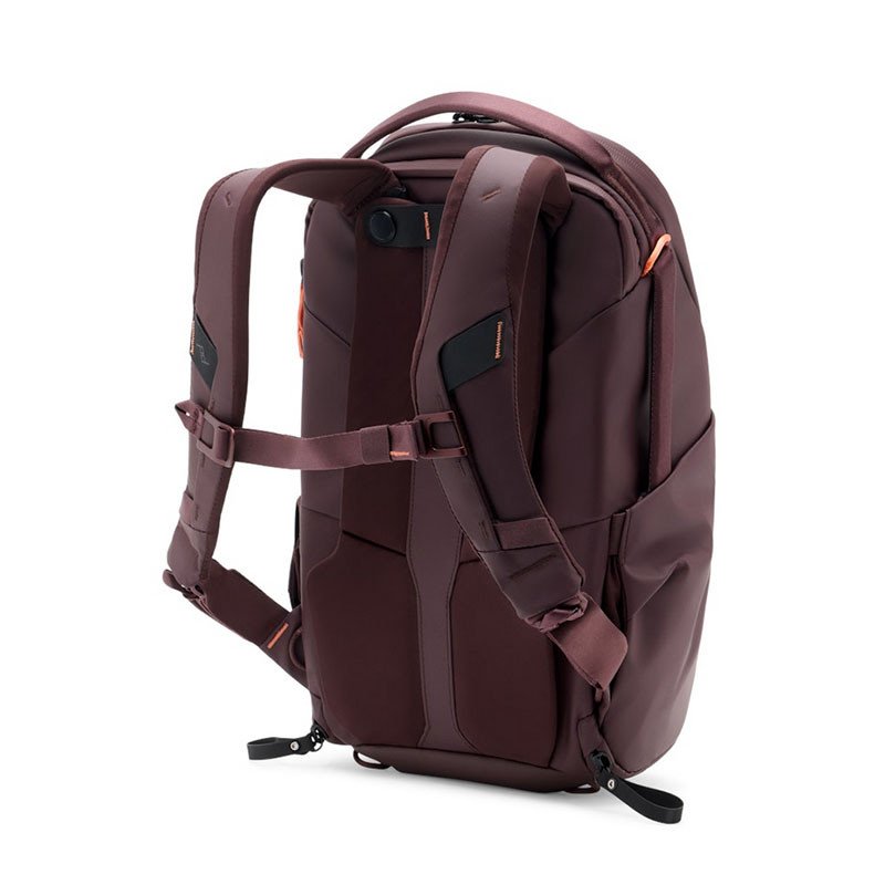 Detalle 2 de Peak Design Everyday Backpack Zip 15L Eclipse (BEDBZ-15-EP-3)