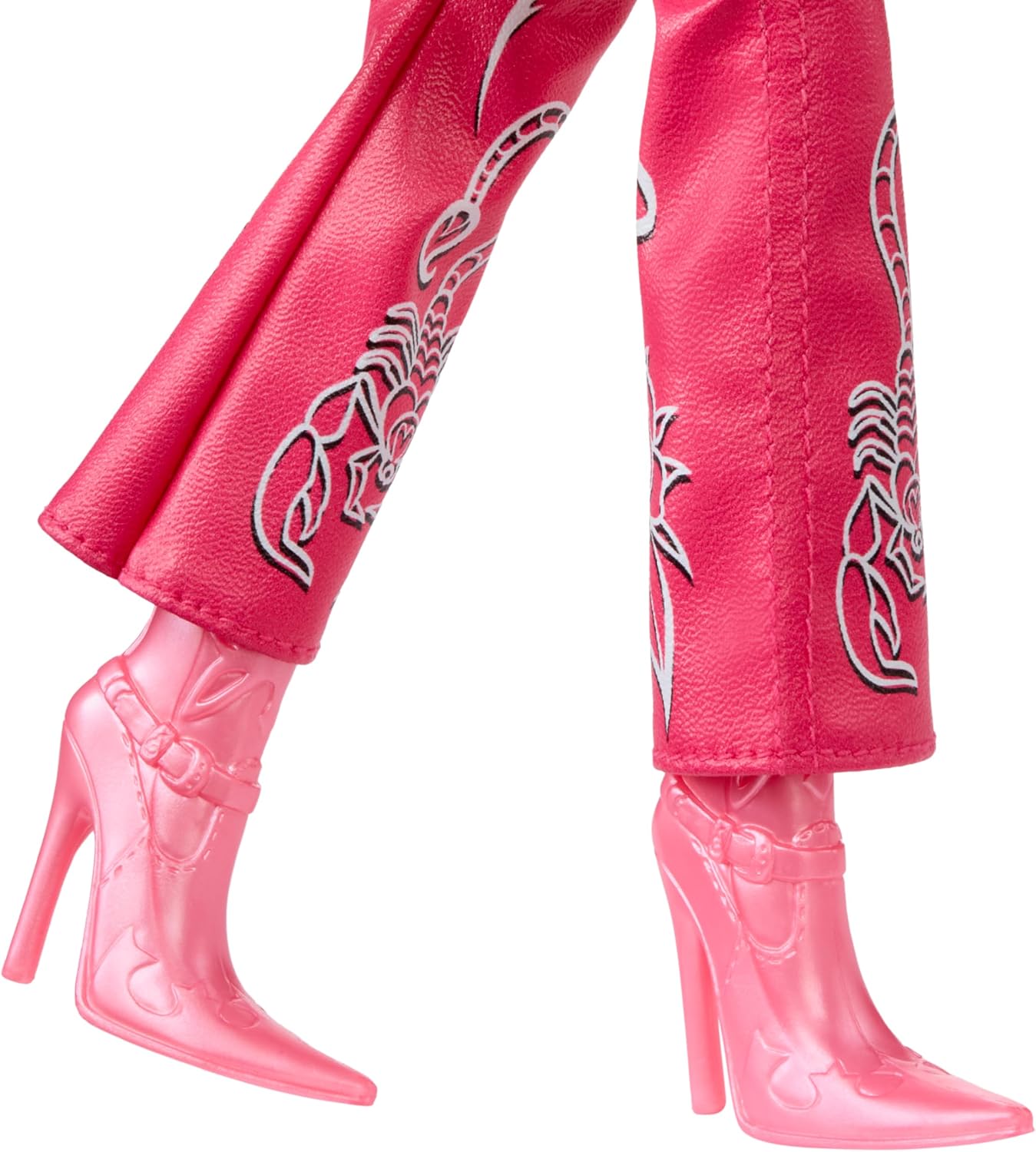 Thumbnail 6 de Bratz Sassy Stampede Jade Collectable Fashion Doll with Cowgirl Outfit