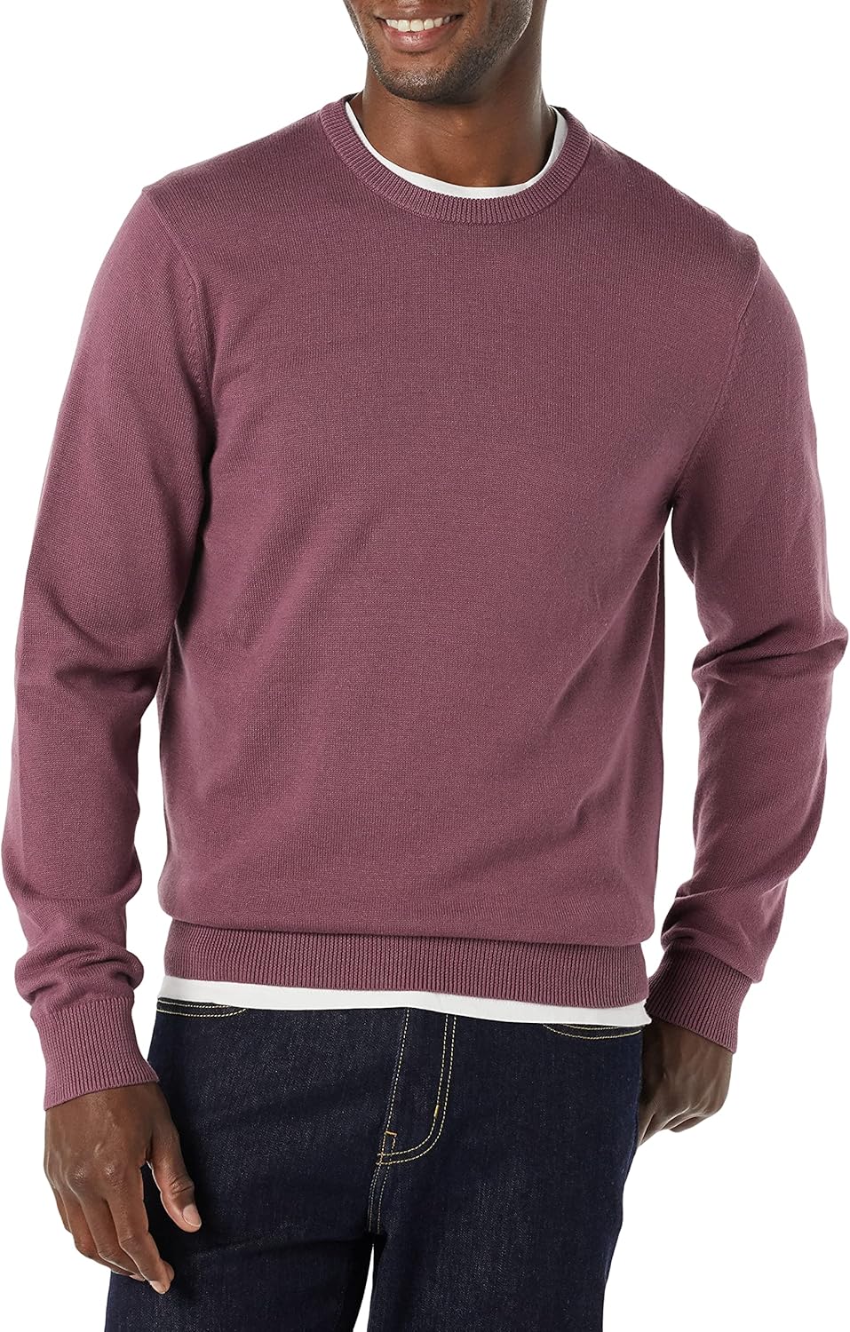 Thumbnail 4 de Amazon Essentials Herren Langärmliger Pullover mit Rundhalsausschnitt – 100% Baumwolle, Tailliert mit lockerer Brustpartie