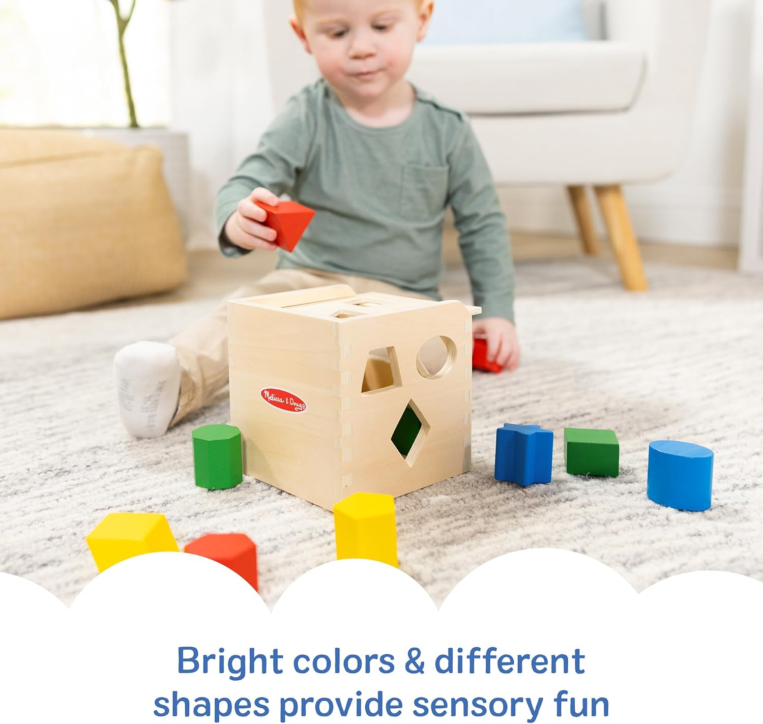 Detalle 2 de Melissa & Doug Shape Sorting Cube 12 Pieces