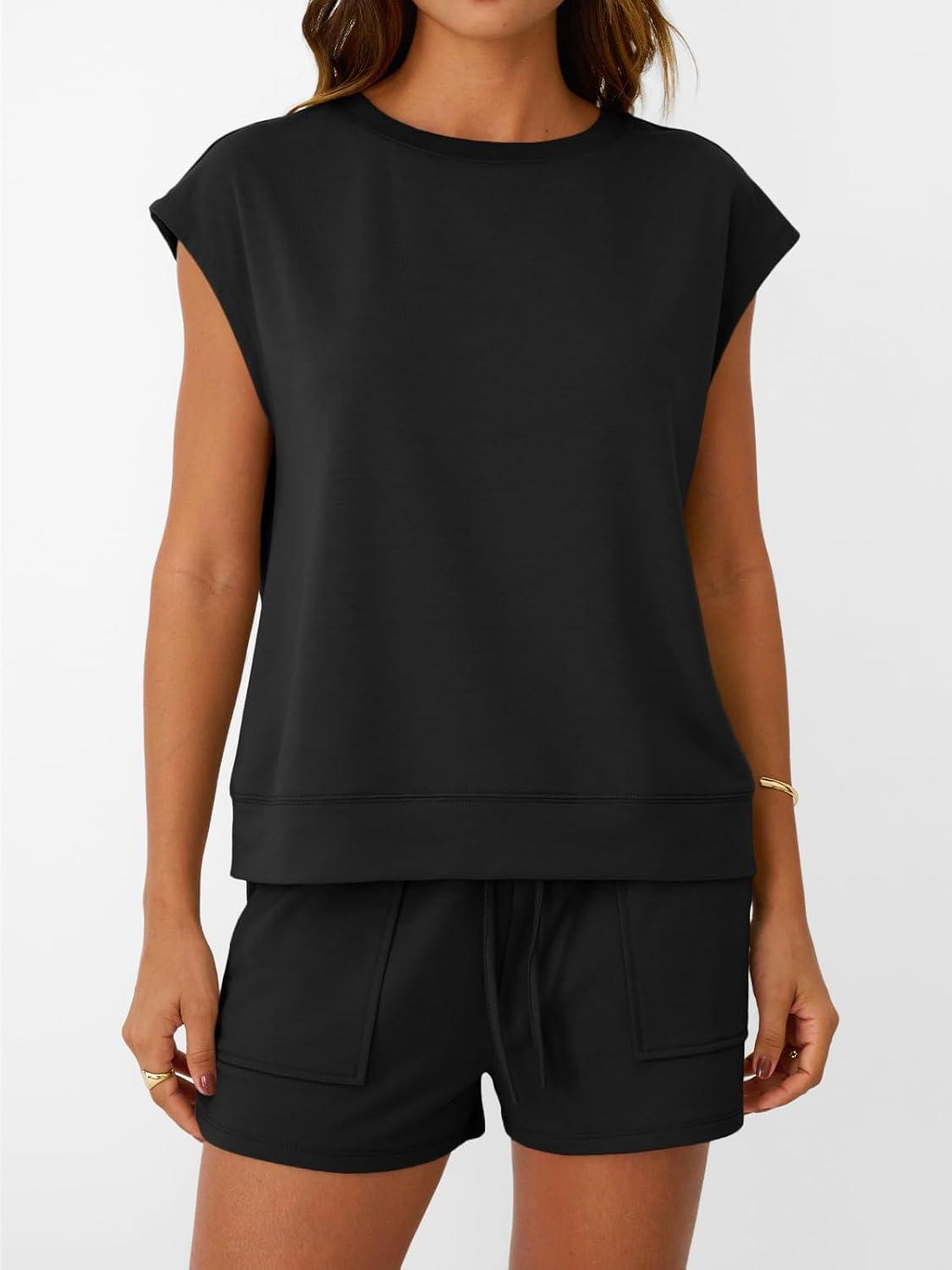 Detalle 2 de Crew Neck Cap Sleeve Set with Drawstring