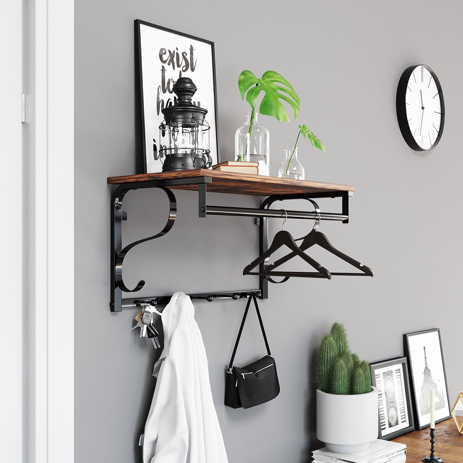 Detalle 2 de VASAGLE LCR11BX Industrial Wall-Mounted Coat Rack with Shelf, 5 Hooks & Bar