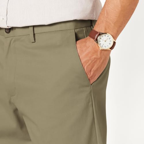 Detalle 2 de Amazon Essentials Men's Classic-Fit Wrinkle-Resistant Chino Trouser, Khaki Beige, 33W / 30L