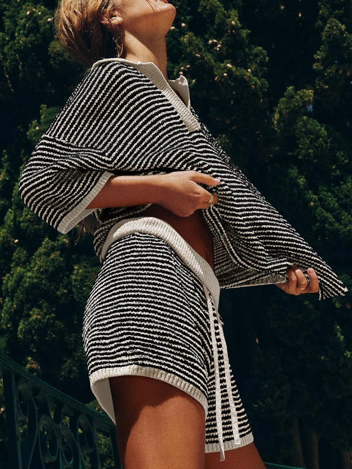 Thumbnail 3 de Tankaneo Women’s 2-Piece Sweater Set with Oversized V-Neck Knit Top and High-Waist Drawstring Shorts