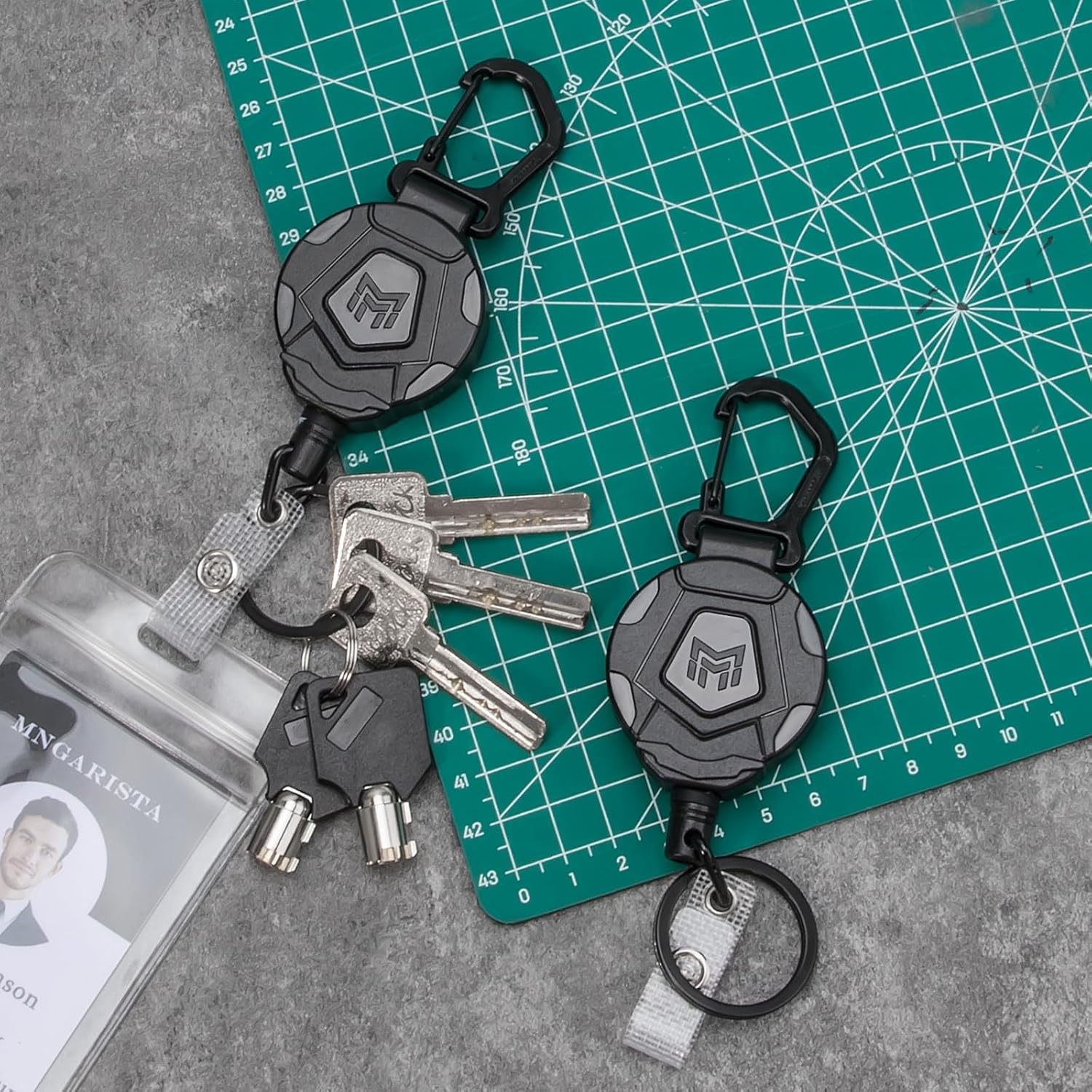 Thumbnail 1 de MNGARISTA Retractable Keychain 226 g
