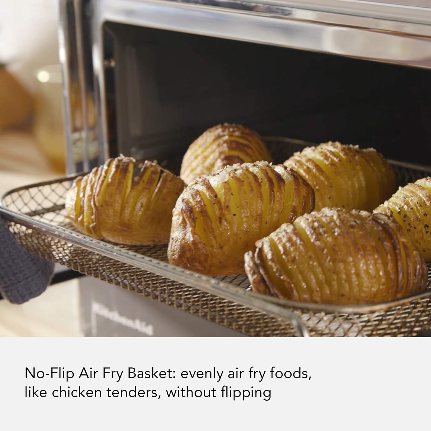 Detalle 2 de KitchenAid KCO124BM Digital Countertop Oven with Air Fry, 9 Modes