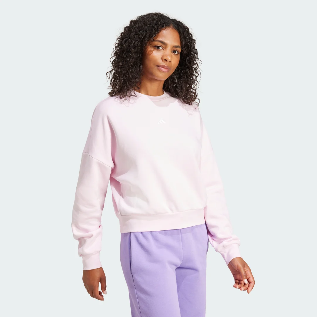 Detalle de Sudadera Essentials Small Logo Feelcozy de Adidas – rosa