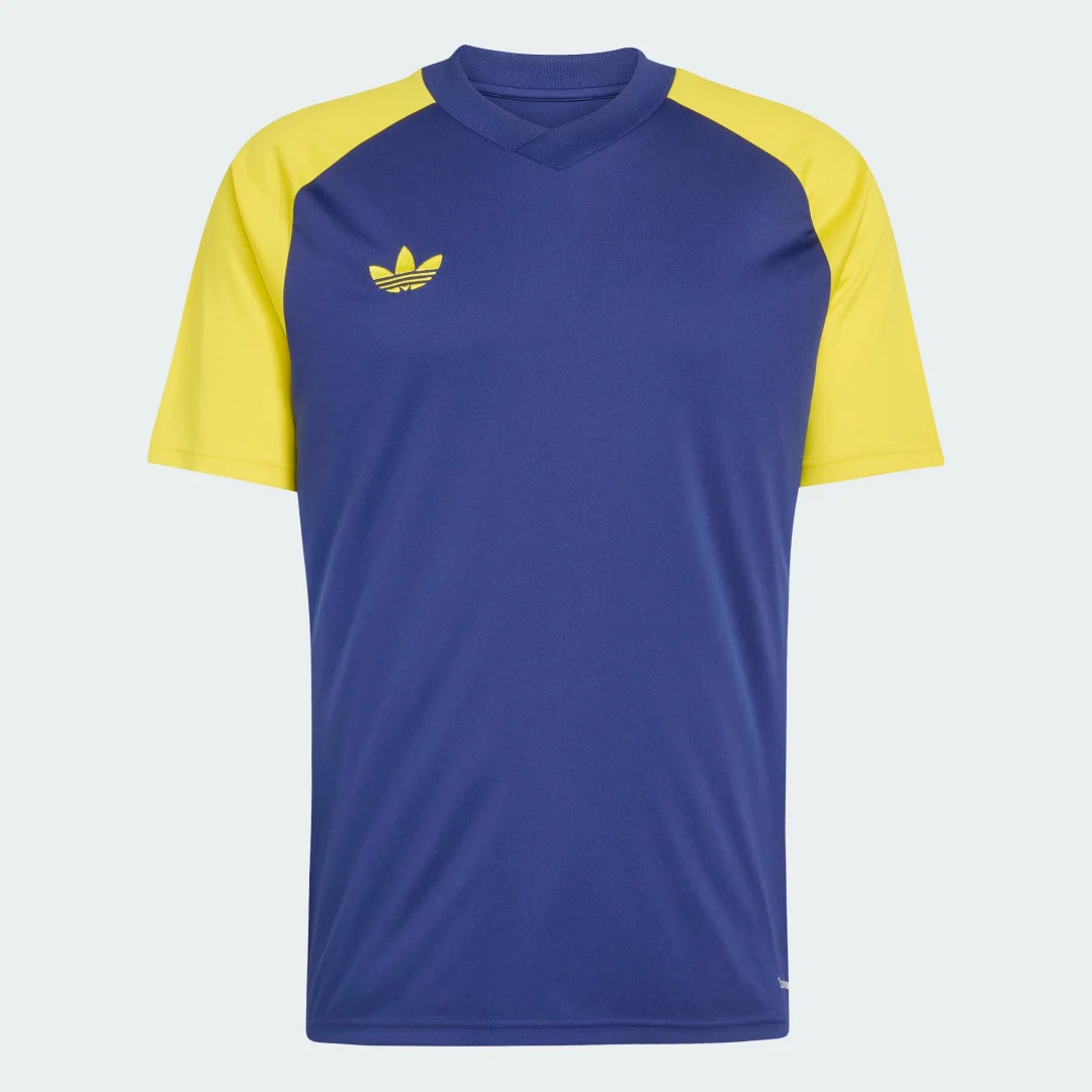 Detalle 2 de Adidas 26 PRE MATCH JERSEY TREFOIL (Azul) – comodidad y estilo para entrenos y día a día