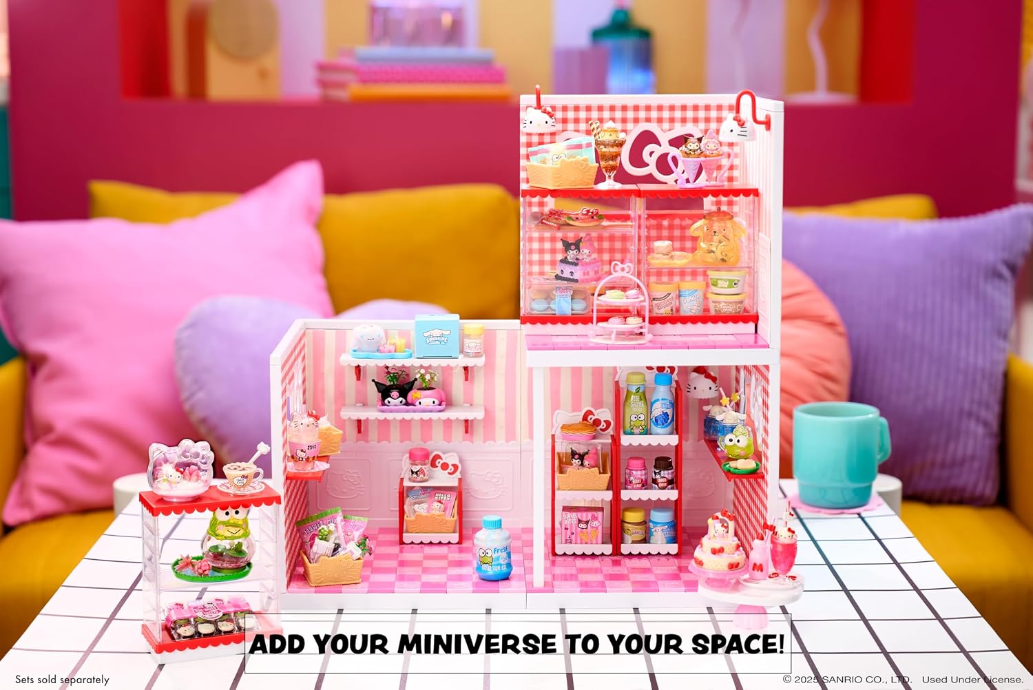 Detalle de MGA's Miniverse Make It Mini Spaces Hello Kitty – Baukasten zum individuellen Gestalten