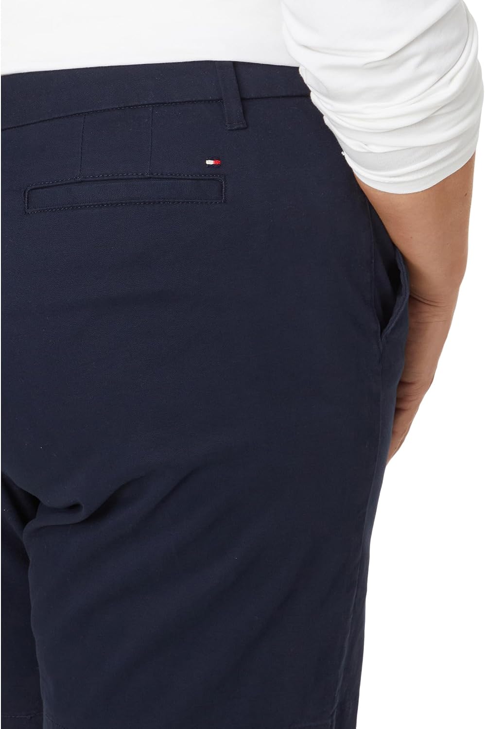 Detalle de Tommy Hilfiger Women’s Hollywood 9'' Chino Short – Solid
