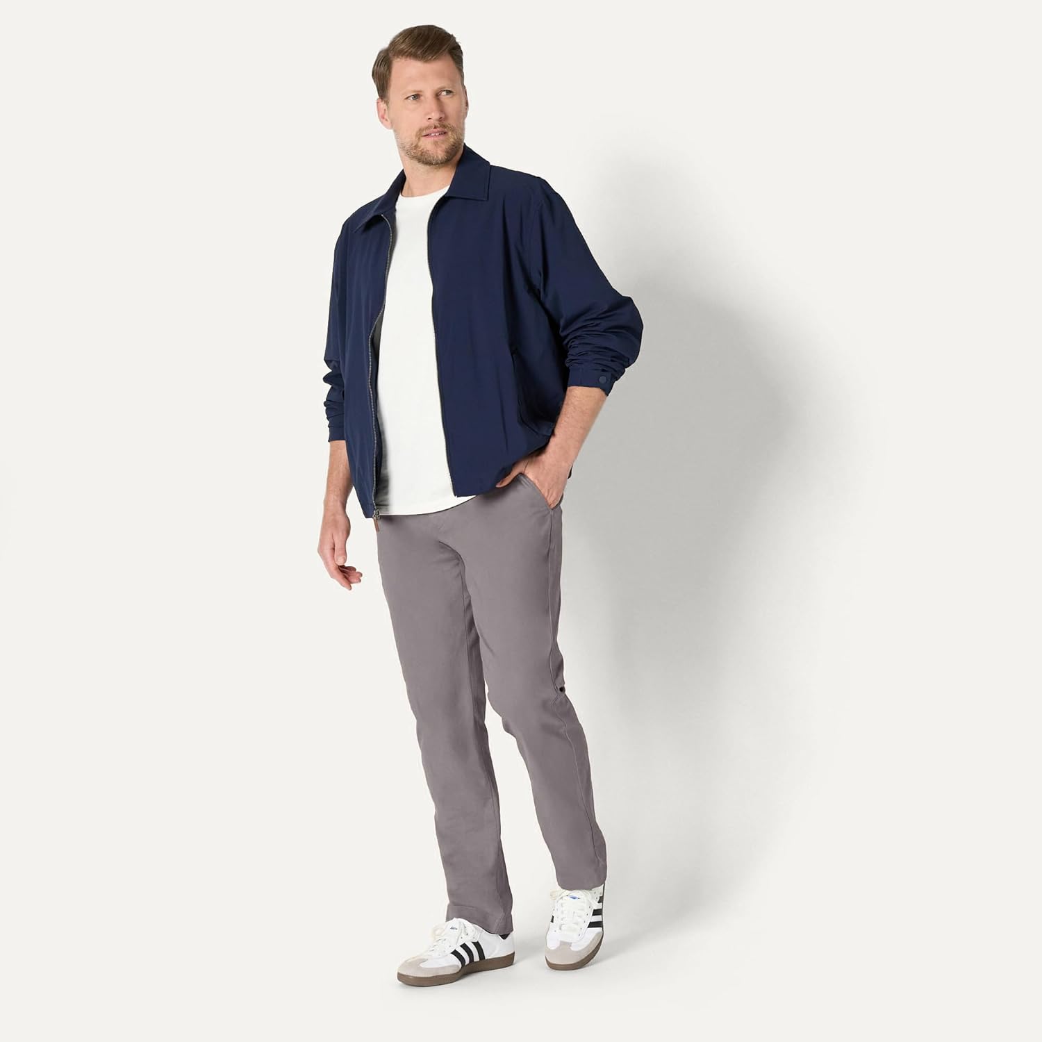 Thumbnail 5 de Amazon Essentials Herren Legere Stretch-Chinohose in sportlicher Passform (auch in Übergröße)