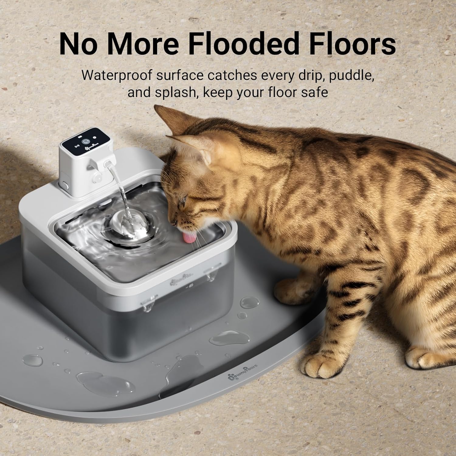 Detalle de DownyPaws Cat Feeding Mat for Floors – Waterproof, BPA-free Silicone with Raised Edge