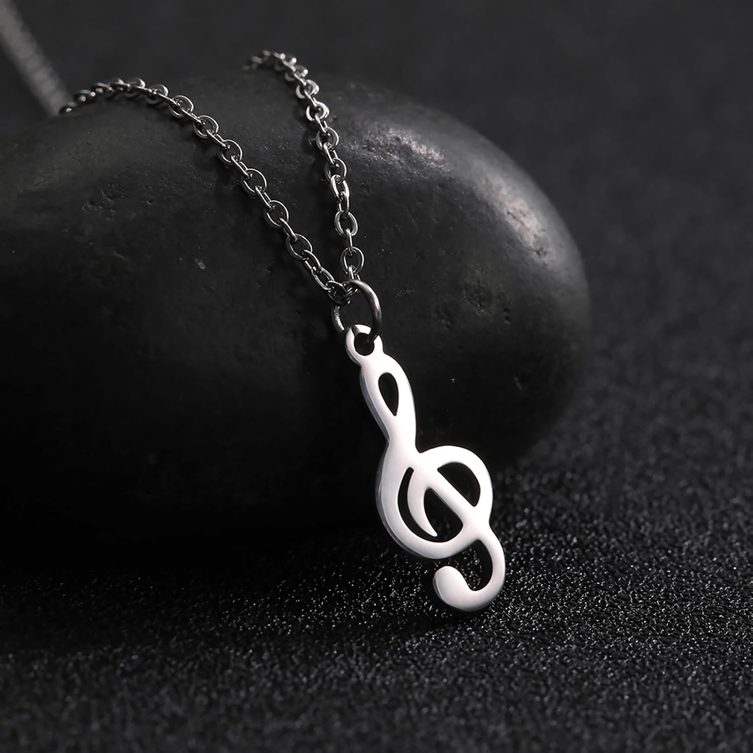Detalle de VASSAGO Music Note Pendant Necklace for Women – Treble Clef Stainless Steel Jewellery