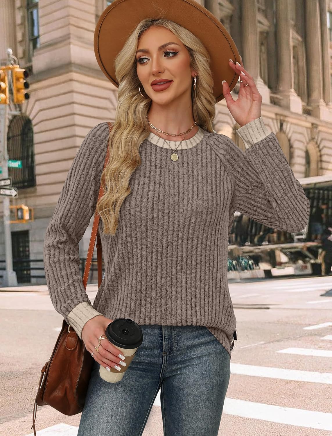 Thumbnail 3 de WIHOLL Long Sleeve Color Block Sweater for Women
