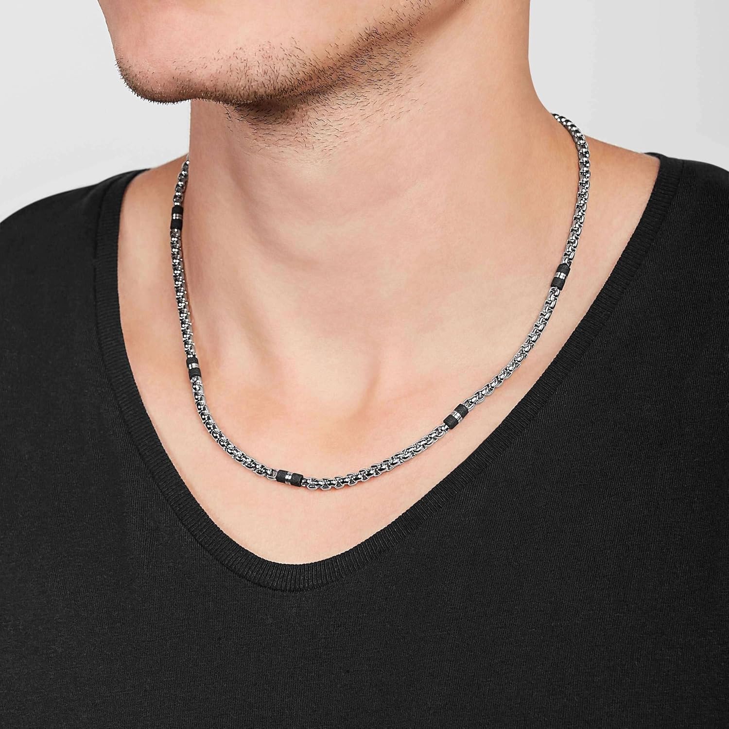 Detalle 2 de Fossil Halskette Für Männer Kleid, 450 mm + 50 mm, Silber Edelstahl – JF03314040