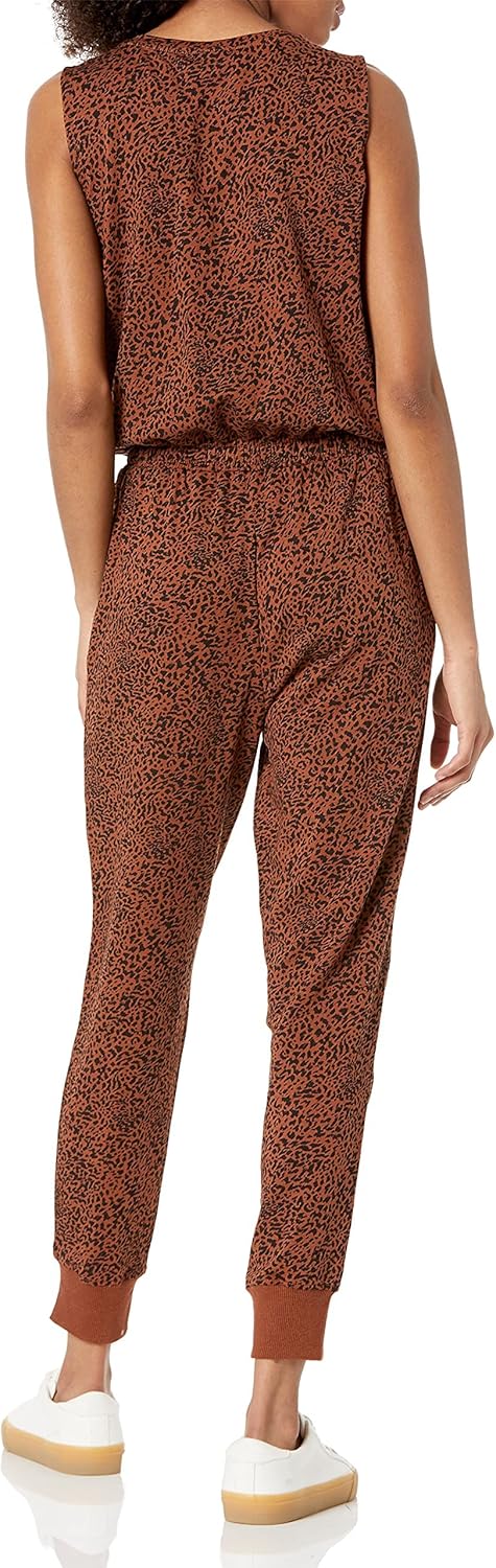 Thumbnail 1 de Amazon Essentials Women’s Studio Terry Jumpsuit (Plus Size available)
