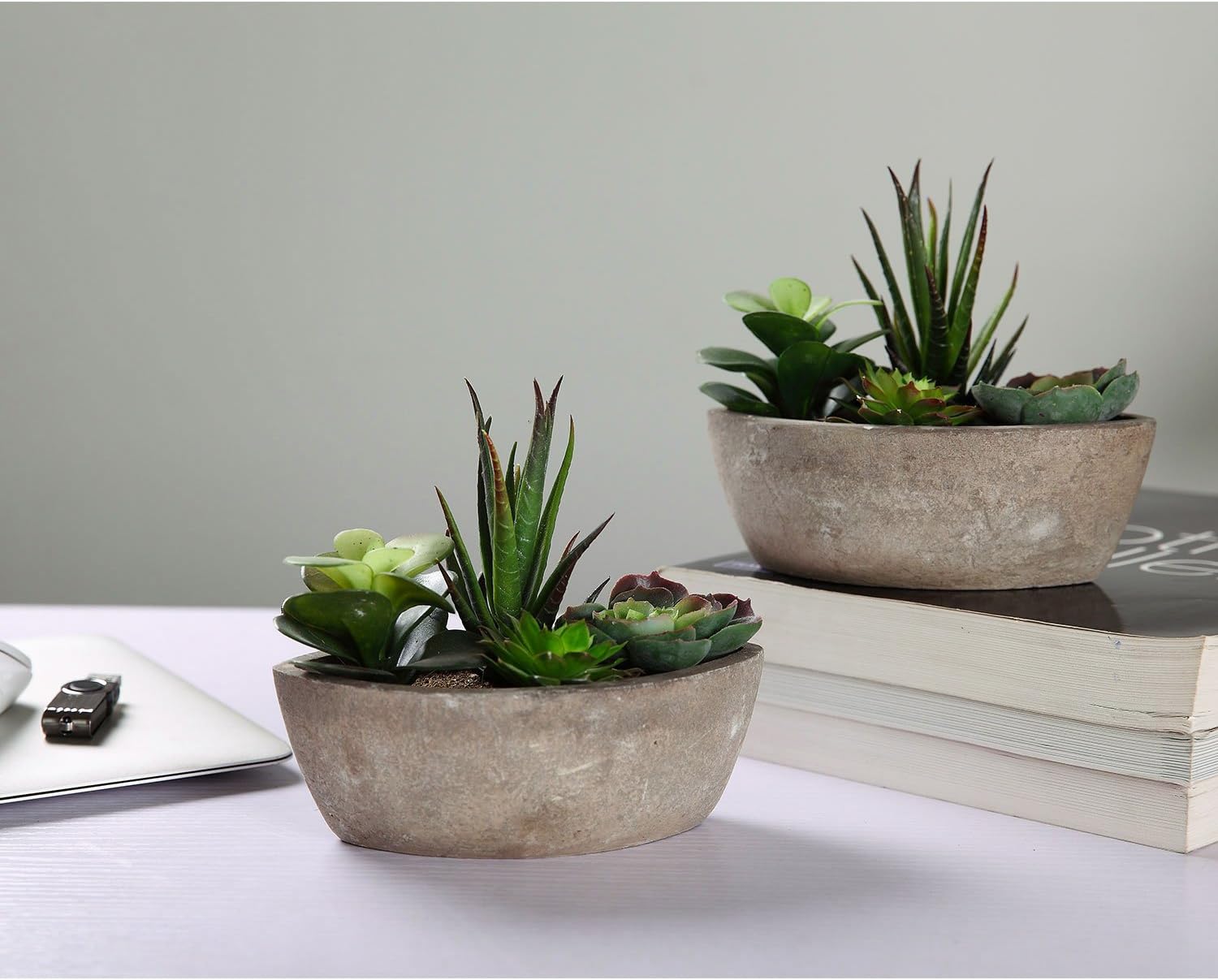 Detalle 2 de T4U Set of 2 Small Artificial Potted Plants, Dark Green Indoor Decor