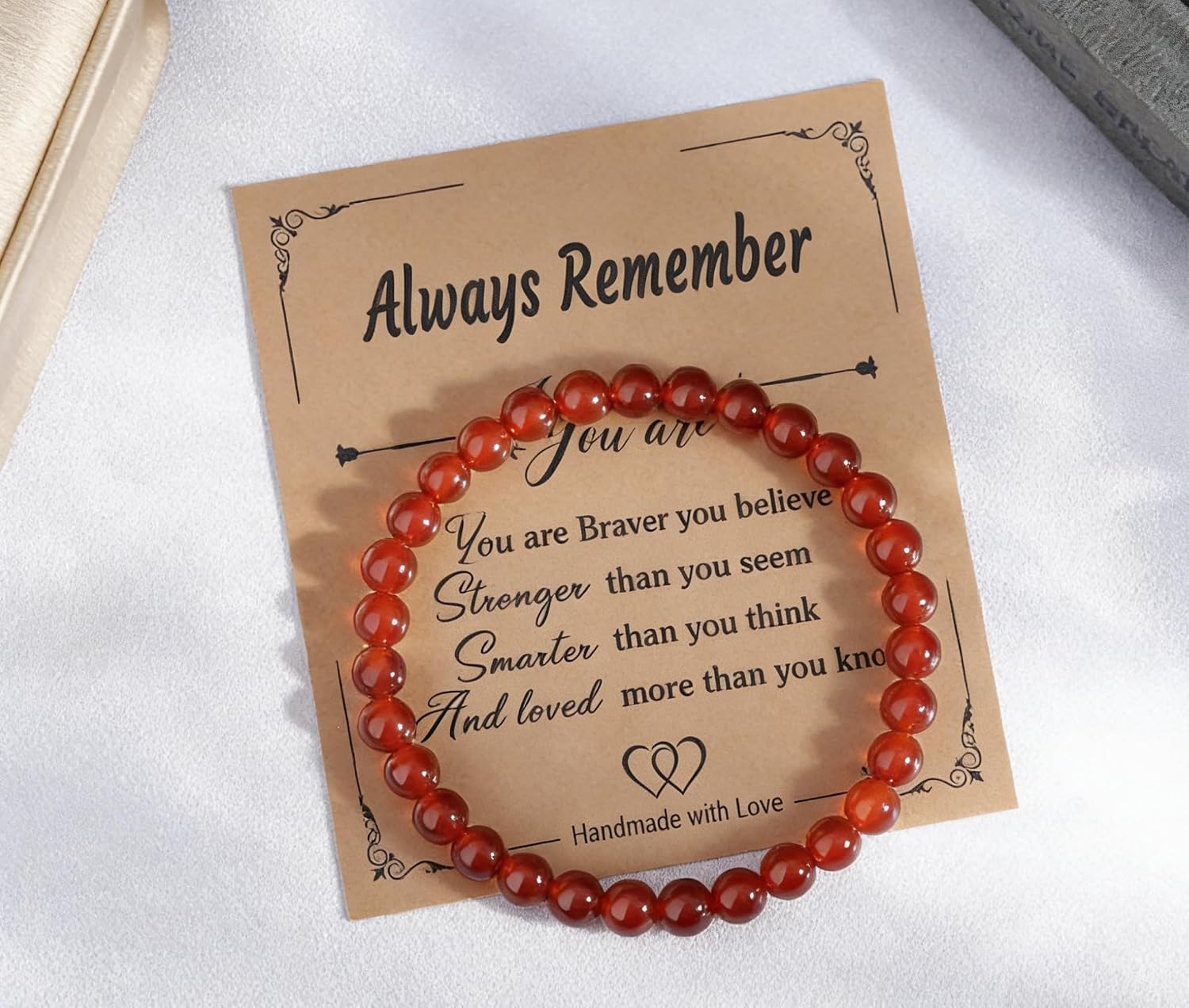 Detalle de QINJIEJIE Naturstein Armband 4/6 mm – Karneol Glücksarmband aus echten Edelsteinen