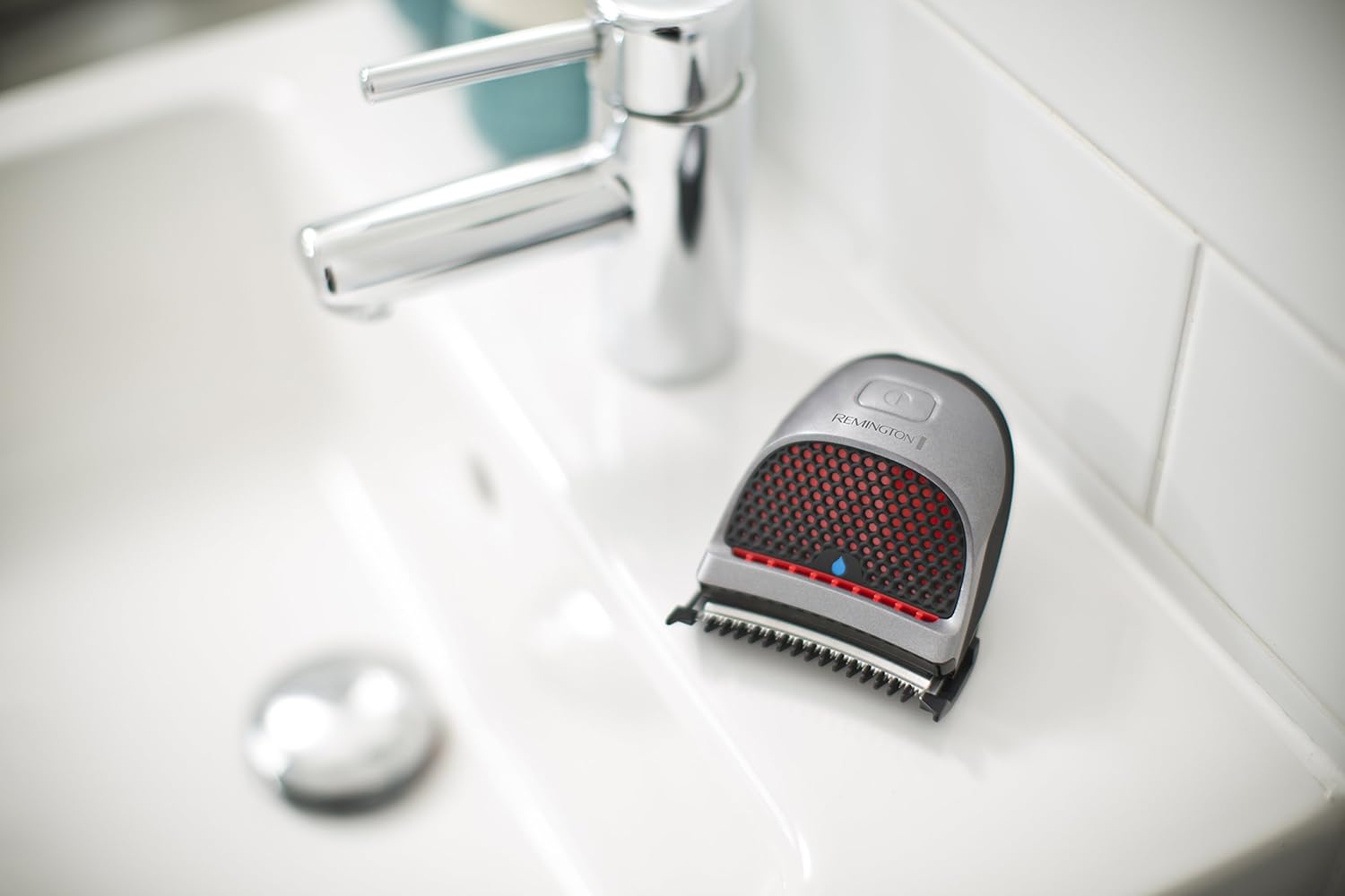 Thumbnail 4 de Remington Tagliacapelli CurveCut HC4250: lama in acciaio inox, 9 guide e batteria agli ioni di litio