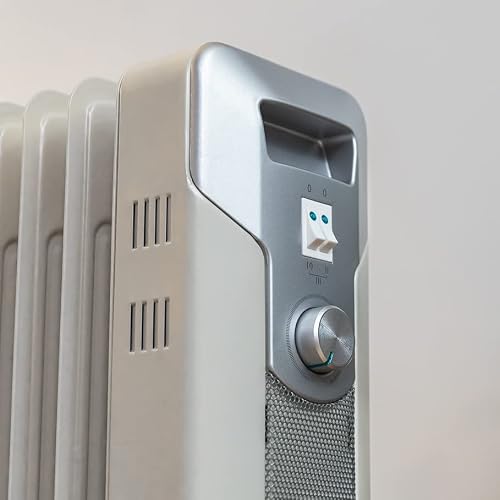Detalle 2 de Cecotec Radiador Eléctrico de Aceite ReadyWarm 7000 Space – 7 Módulos, 1500 W