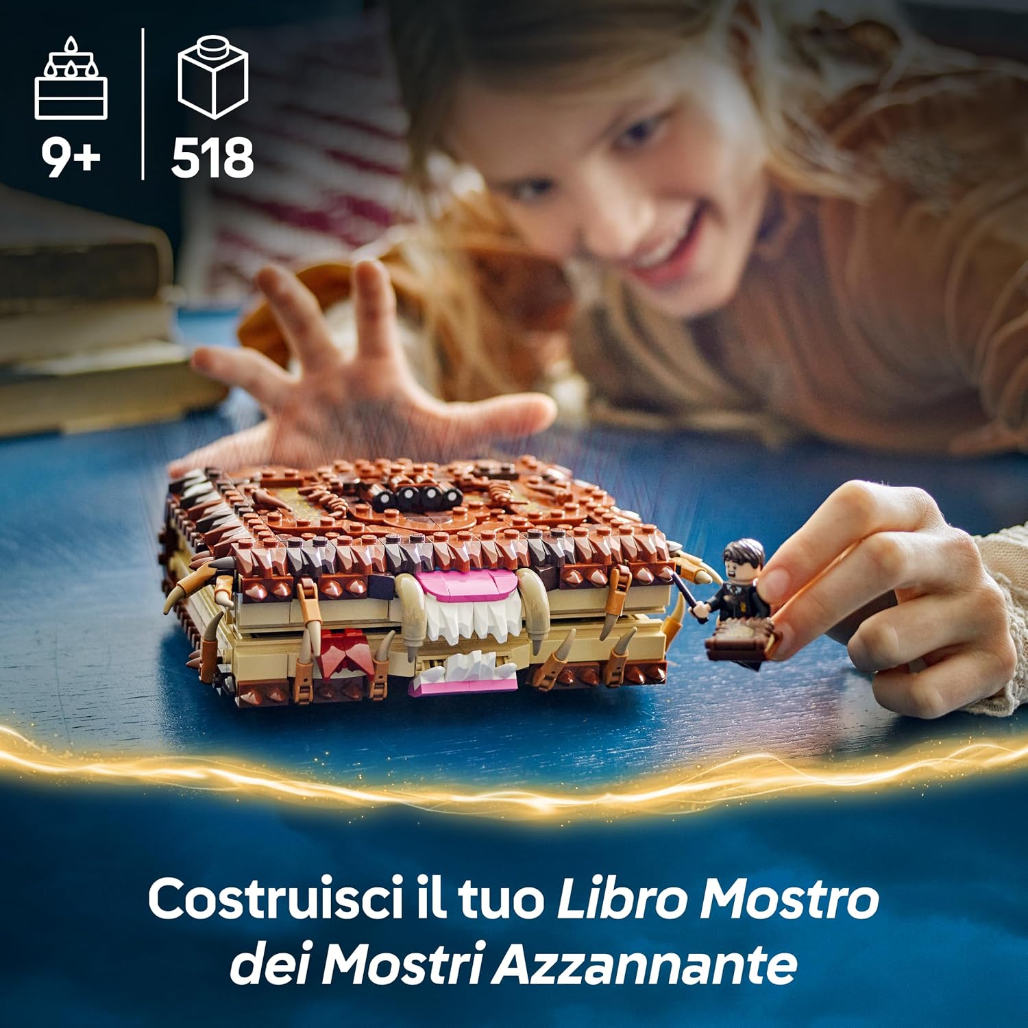 Detalle 2 de LEGO Harry Potter Il Libro Mostro dei Mostri Azzanna-te: il set interattivo 76449 con Neville Longbottom