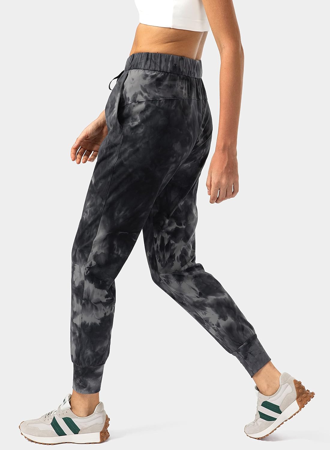 Detalle 2 de SANTINY Women's Joggers with Pockets, 4-Way Stretch and Drawstring Waist