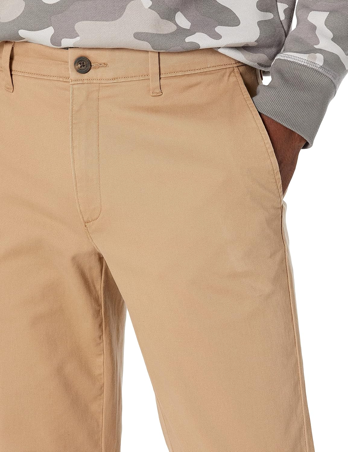 Thumbnail 2 de Amazon Essentials Men’s Skinny-Fit Casual Stretch Chino Trousers in Khaki