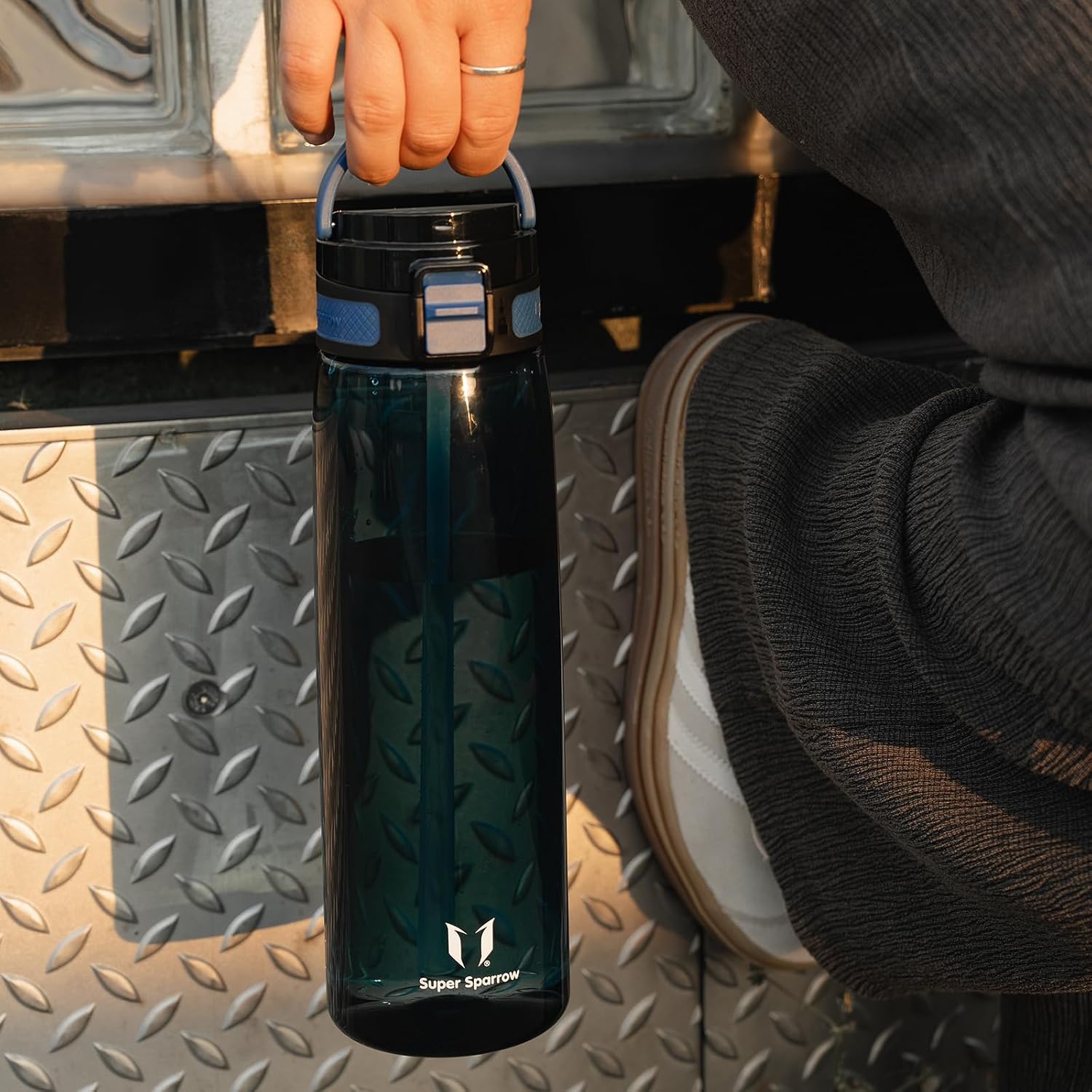 Detalle de Super Sparrow ZM-ELP ストロー付き水筒 500ml Tritan製・BPAフリー・漏れ防止