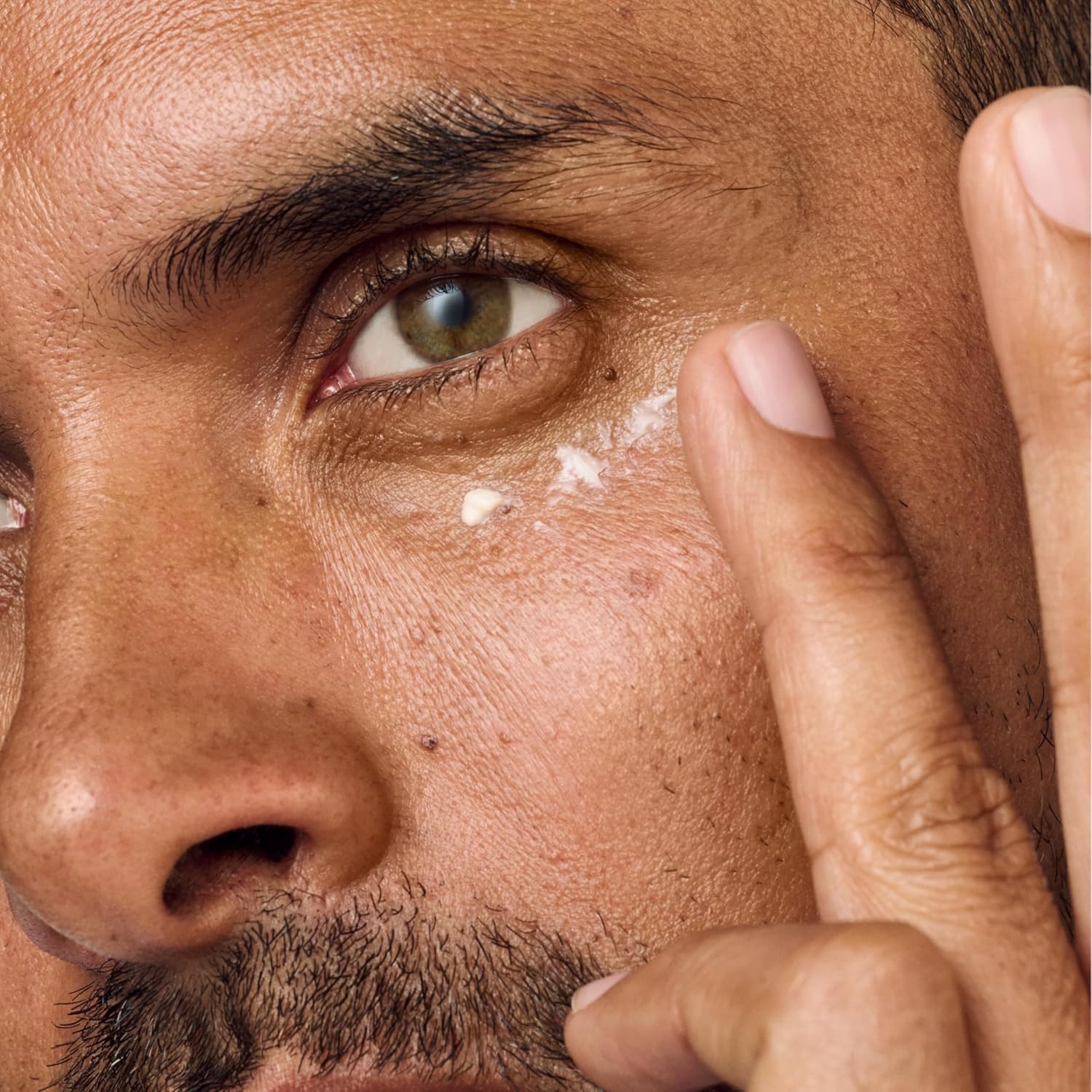 Thumbnail 3 de Clinique For Men Soin Contour des Yeux Anti-âge Hydratation + Éclat (Vitamine E) 15 ml