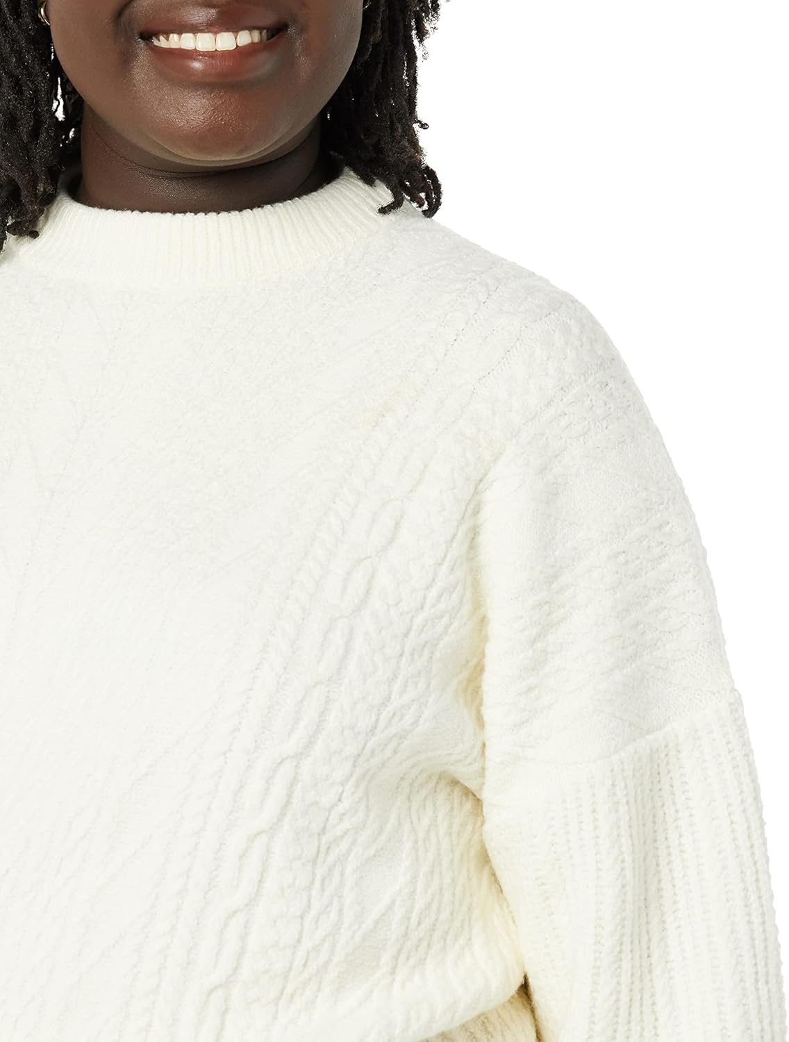 Thumbnail 4 de Amazon Essentials Women’s Soft-Touch Modern Cable Crewneck Sweater (Plus Size available)