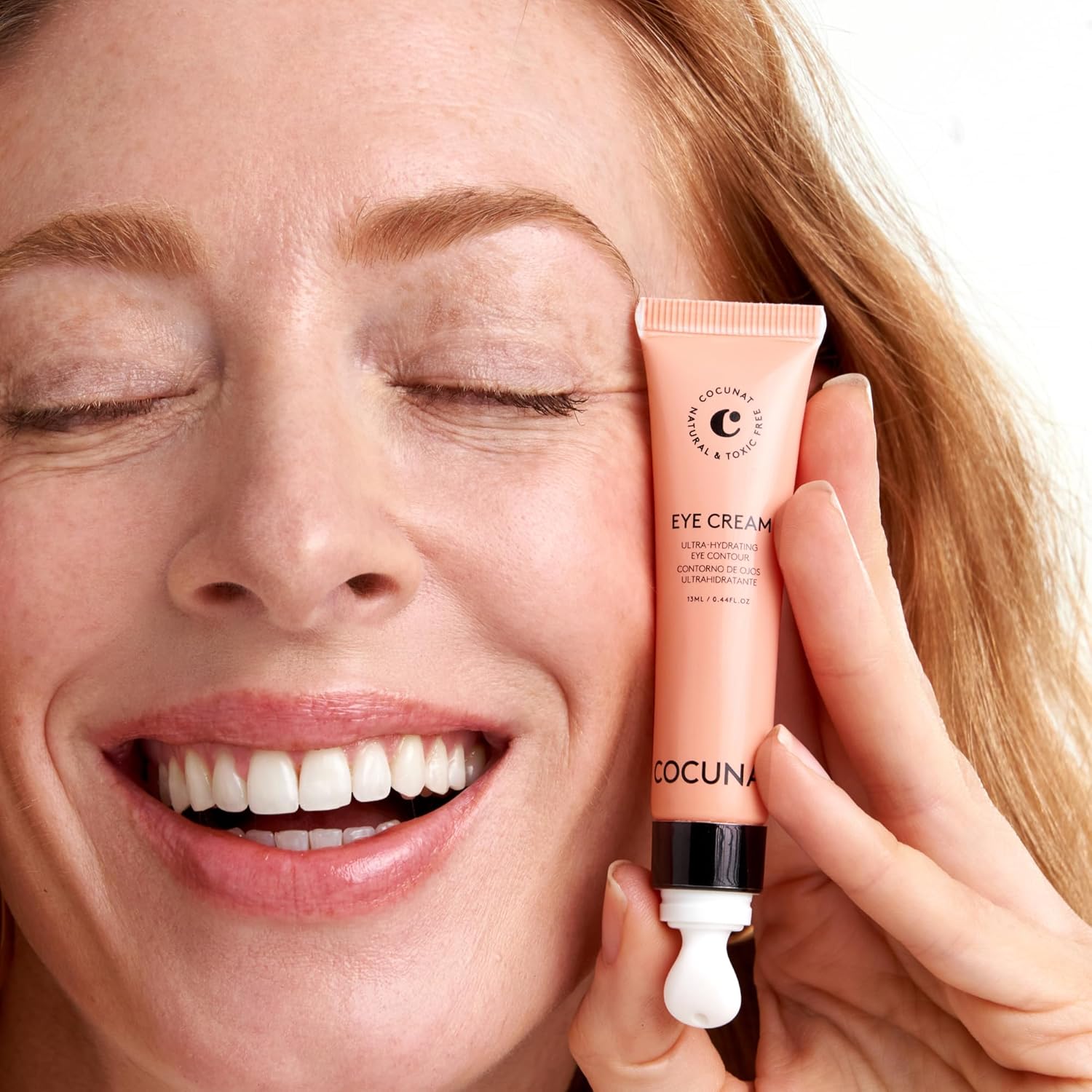 Detalle de COCUNAT Augencreme mit Koffein & Hyaluronsäure (13 ml) und kaltem Keramikapplikator gegen Augenringe