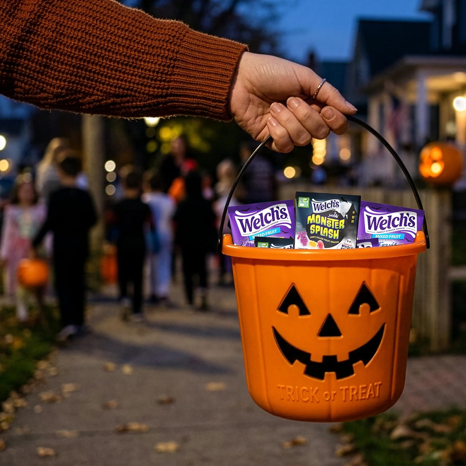 Detalle de Welch's Fruit Snacks Halloween Variety Pack, 70 Gluten-Free 0.5 oz Pouches