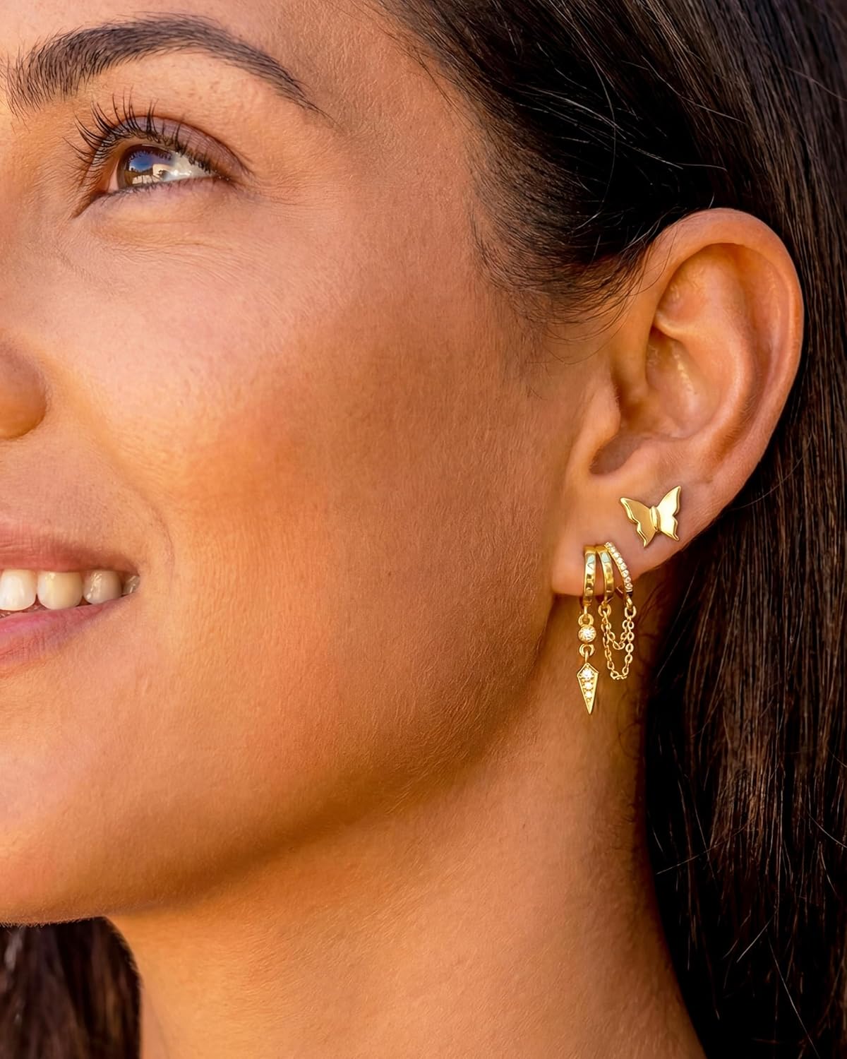 Detalle de MUMREUES Ohrringe Gold 14 Karat Vergoldet – Schmetterling, hypoallergen, wasserfest