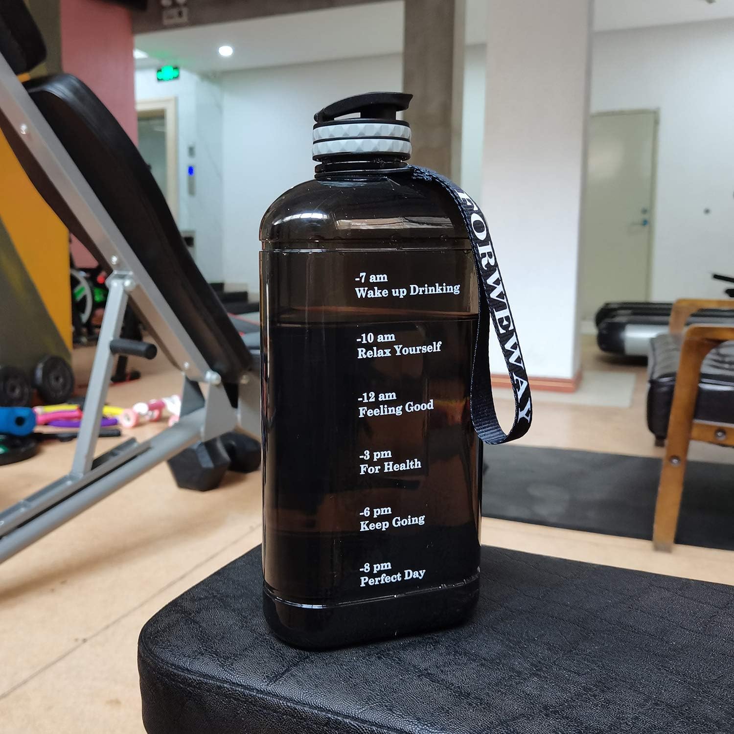Thumbnail 6 de FORWEWAY 2.2 Litre Triangular Water Bottle