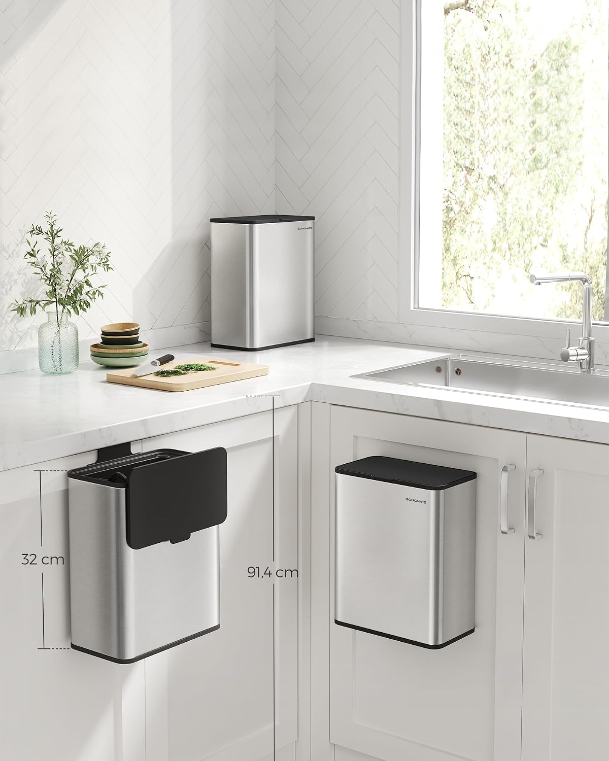 Detalle 2 de SONGMICS LTB810E08 8L Hanging Bin, Stainless Steel, Dual-Opening Lid