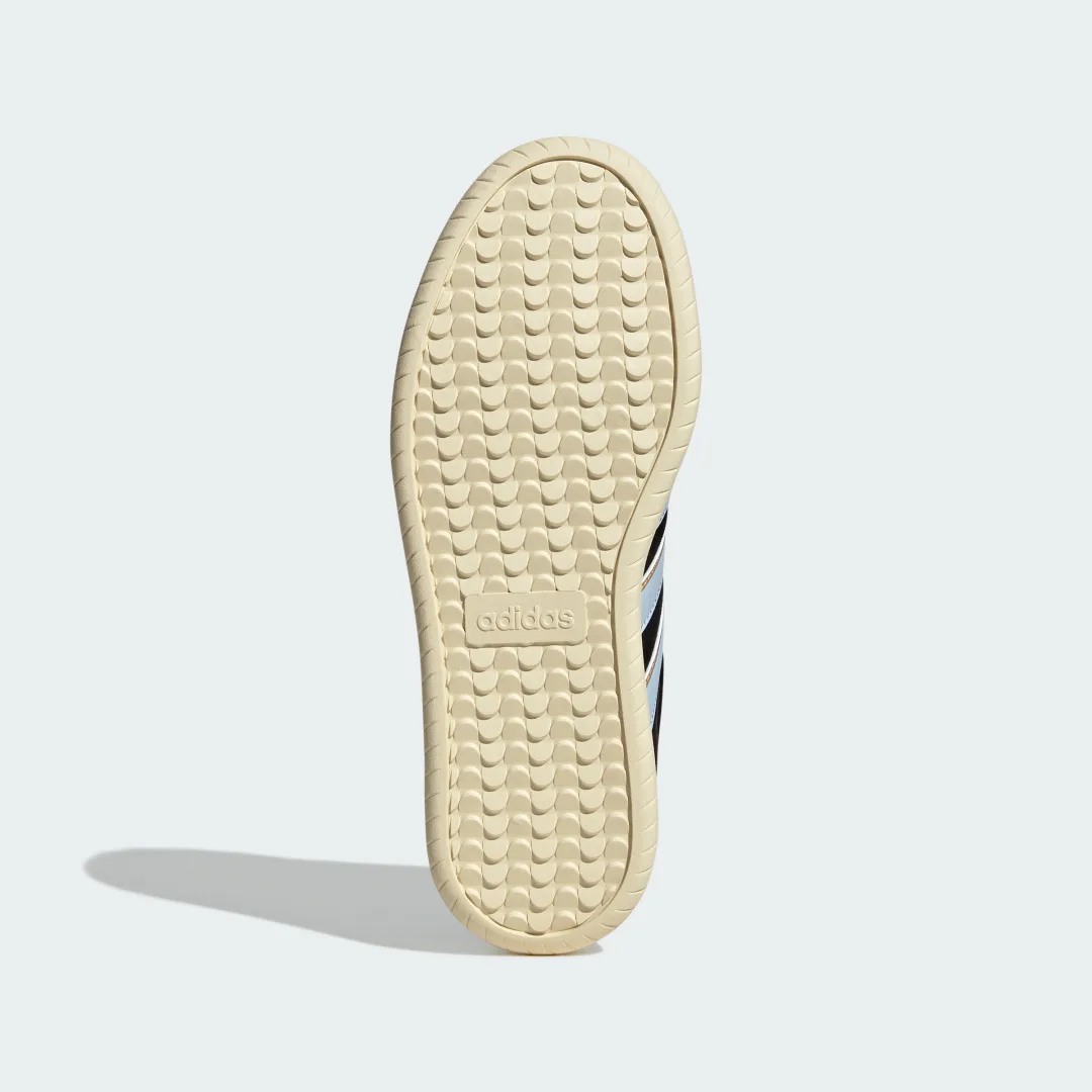 Detalle de Zapatilla Barreda de Adidas – negro, estilo y versatilidad