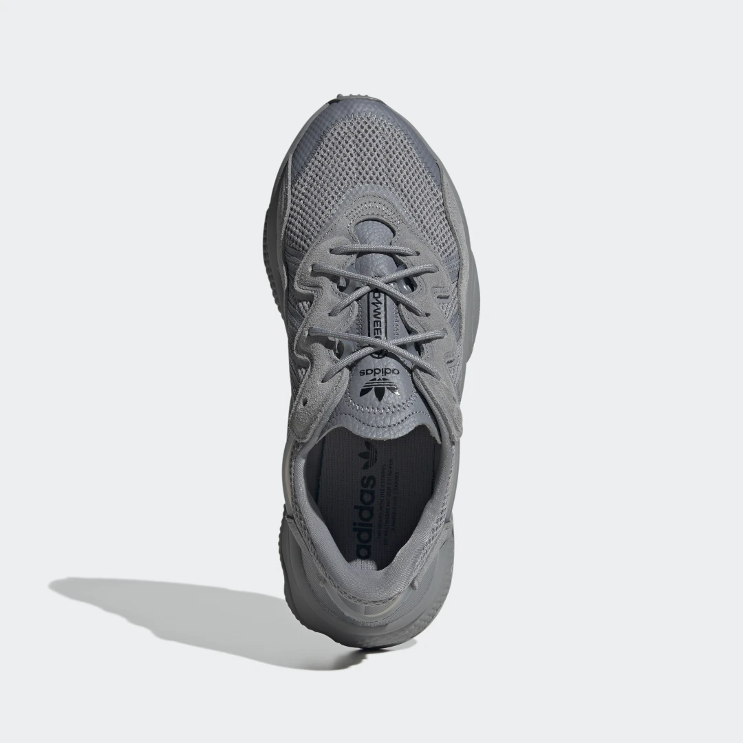 Detalle de Adidas Zapatilla OZWEEGO en gris