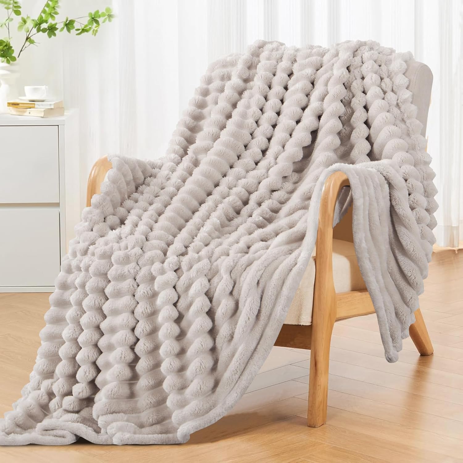 Thumbnail 2 de RUIKASI Fleece Throw Blanket for Sofa – Beige, 130x150cm, Soft 300gsm with 3D Ribbed Design