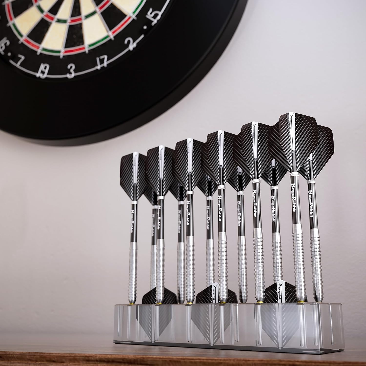 Detalle de MageRabbit Dart Rack: Compact, Durable Dart Stand with Flight Storage for 12 Darts