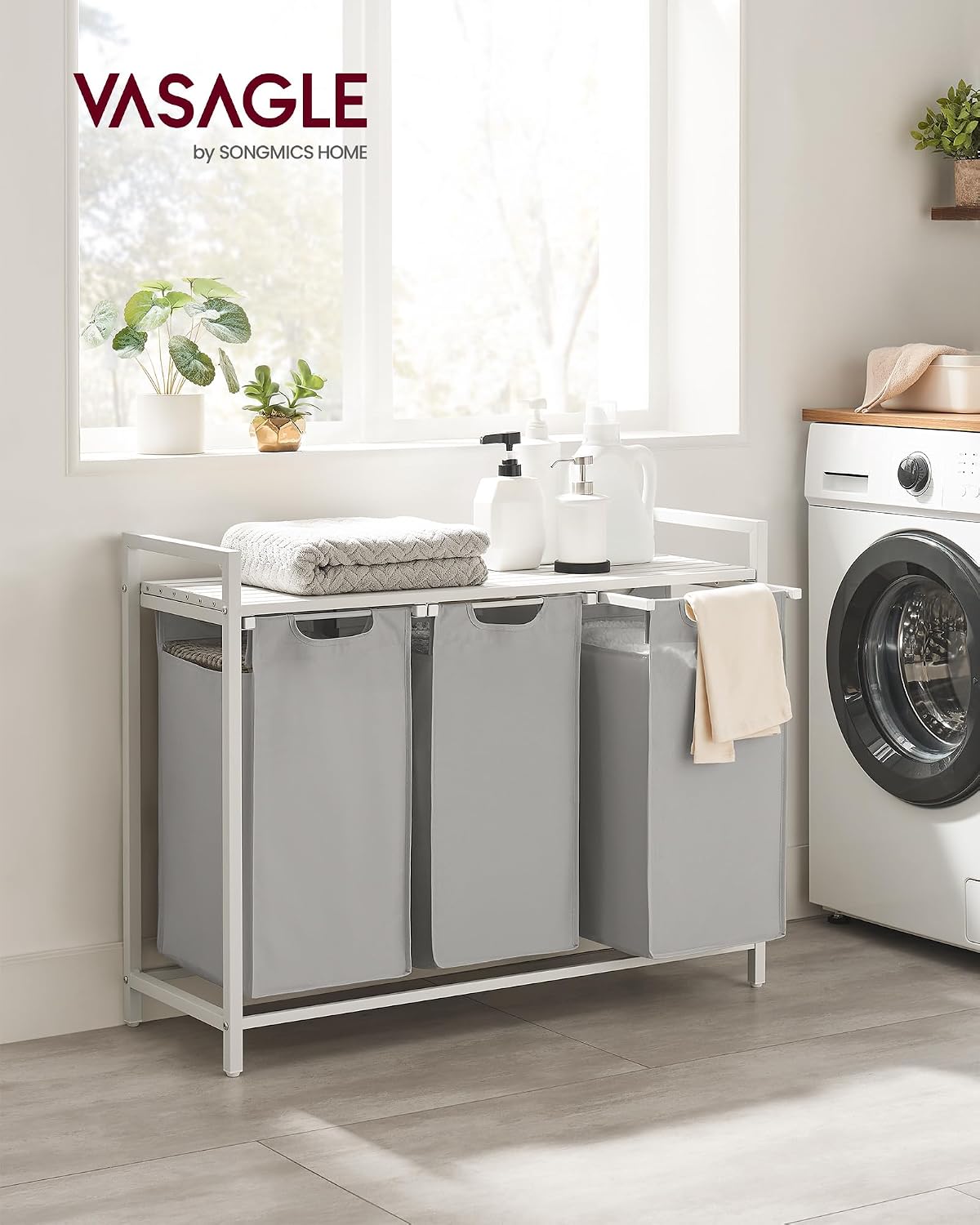 Detalle 2 de VASAGLE BRENTA BLH301W03 – kosz na pranie 120 l z 3 komorami i półką