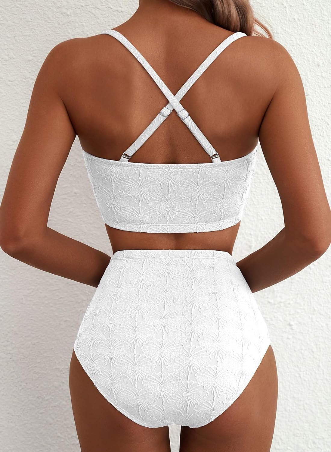 Detalle de Herseas Women’s Seashell Textured Knotted-Front Bikini Set (2-Piece) with Ruffle Trim