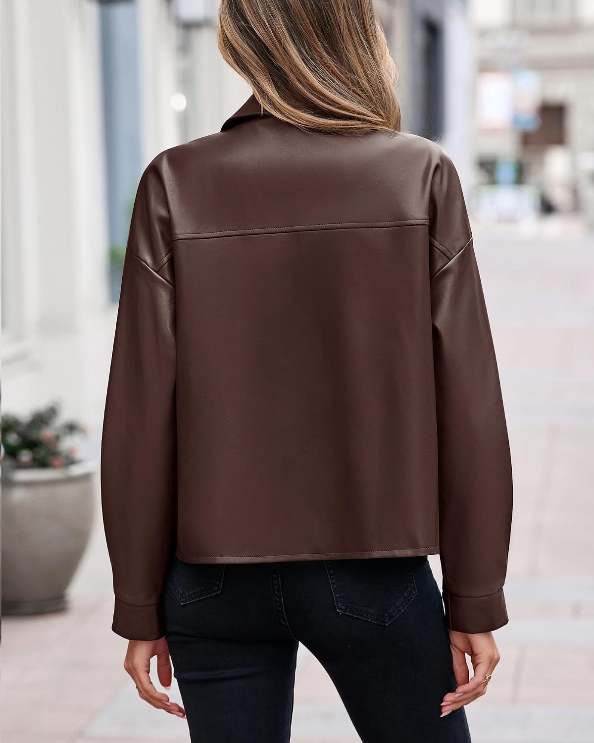 Detalle de PRETTYGADEN Women's Faux Leather Jacket