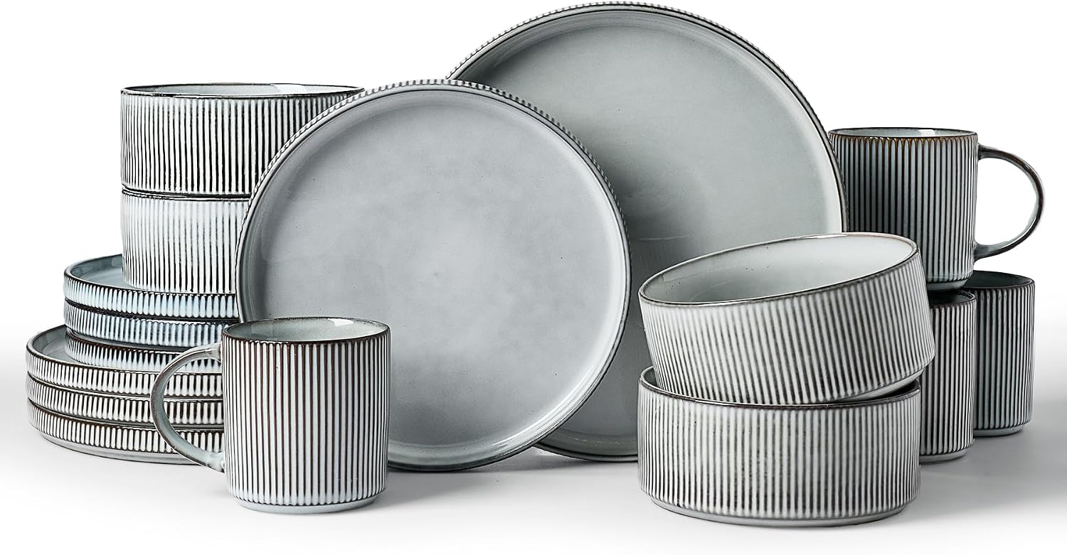 Famiware Star Dinnerware Set 16pc dinnerware 🍽