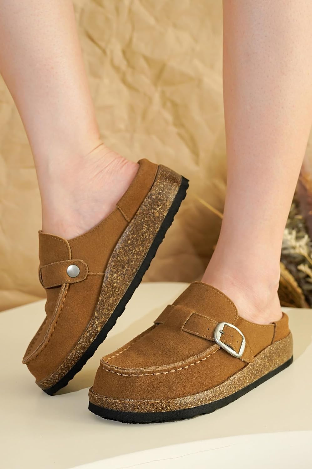 Detalle 2 de Project Cloud Carline Women's Memory Foam Clogs — Water Resistant 👡