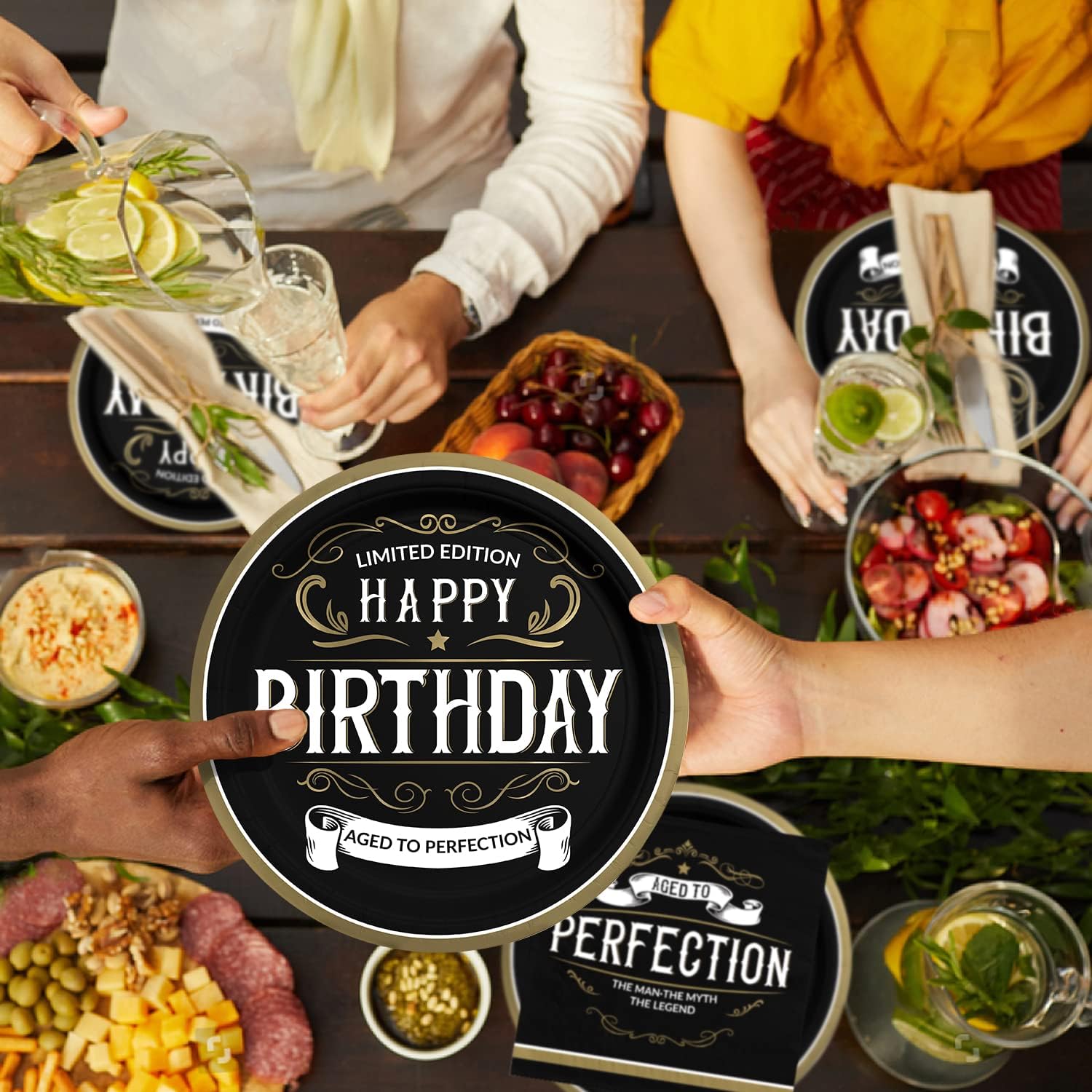 Thumbnail 5 de Gatherfun Birthday Party Supplies: Disposable Paper Plates, Napkins, Cups, Tablecloth & Banner (Serves 25)