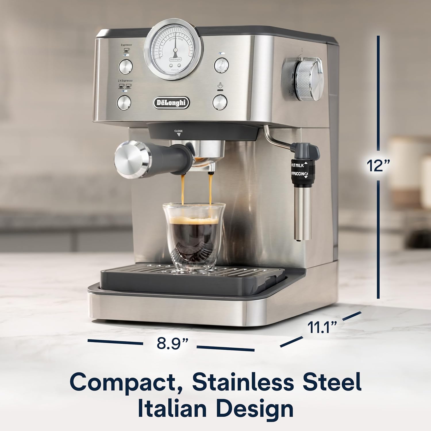 Detalle 2 de De’Longhi Classic Espresso Machine with Milk Frother: Consistent Thoroughness in a Compact Stainless Steel Kit